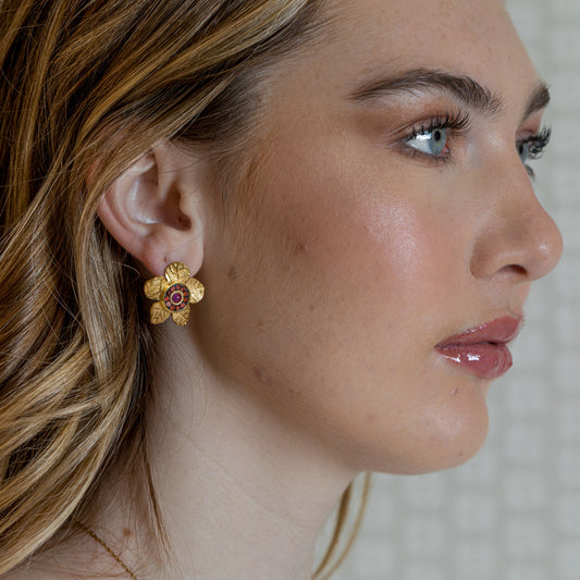 Semi Precious Stone Flower Necklace Sherie Boutik