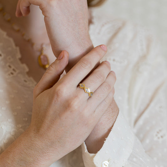 Tri - Diamond Crystal Ring Sherie Boutik