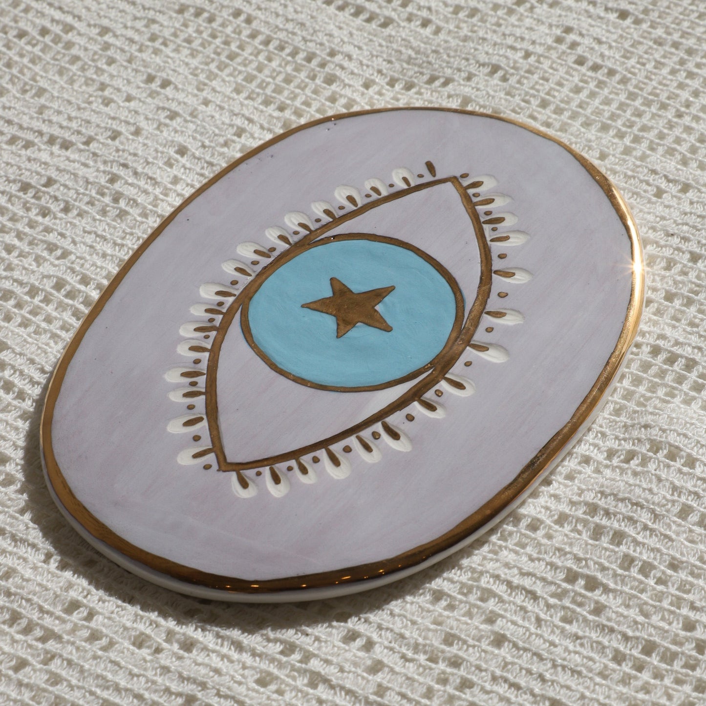 Lilac Eye Star Wall Décor